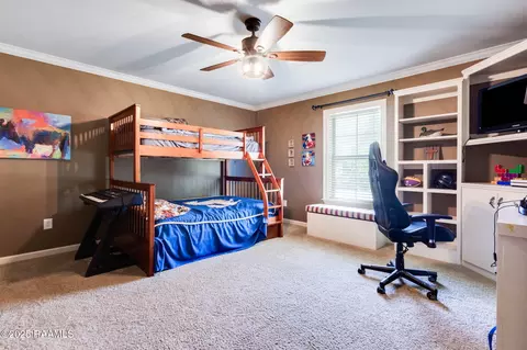 Bedroom - 709 W Pine St, Erath, LA 70533 photo 4 of 4