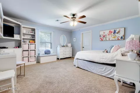Bedroom - 709 W Pine St, Erath, LA 70533 photo 3 of 4