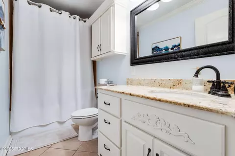 Bath - 709 W Pine St, Erath, LA 70533 photo 3 of 3