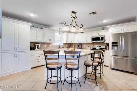 Kitchen - 709 W Pine St, Erath, LA 70533 photo 1 of 4