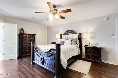 Bedroom - 709 W Pine St, Erath, LA 70533 photo 2 of 4
