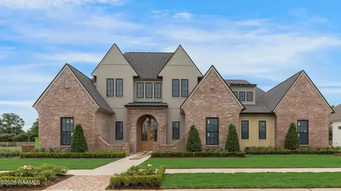 202 Castle Vine Way, Scott, LA 70583