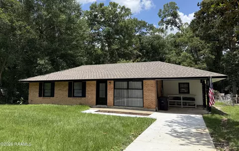 10515 N Harvey Dr, Baton Rouge, LA 70815
