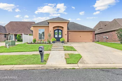 205 Vinemont Dr, Lafayette, LA 70501