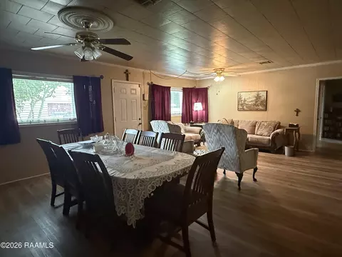 Dining - 650 W Walnut Ave, Eunice, LA 70535 photo 1 of 1