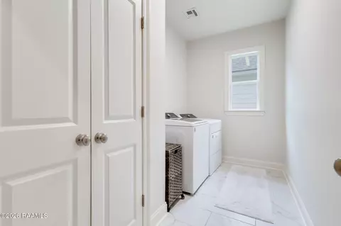 Other - 207 Alpine Dr, Lafayette, LA 70506 photo 3 of 3