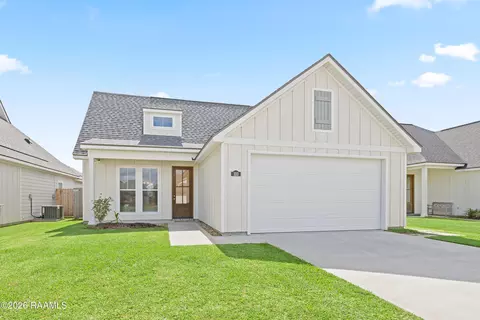 103 Bijou Dr, Lafayette, LA 70508