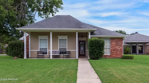 104 Riesling Cir, Broussard, LA 70518