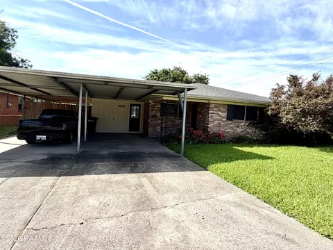 1470 Providence St, New Iberia, LA 70560