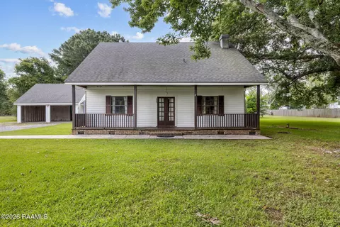 1026 Thibodeaux Rd, Breaux Bridge, LA 70517