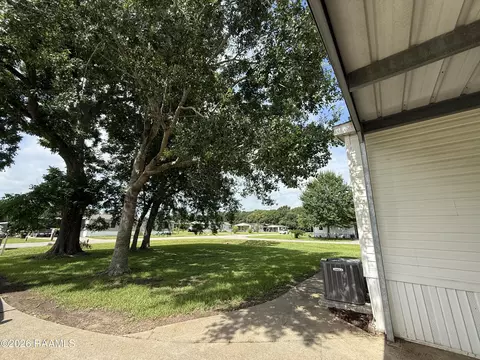 Exterior - 112 Brayden Dr, Duson, LA 70529 photo 5 of 6