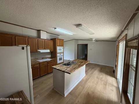 Kitchen - 112 Brayden Dr, Duson, LA 70529 photo 7 of 8