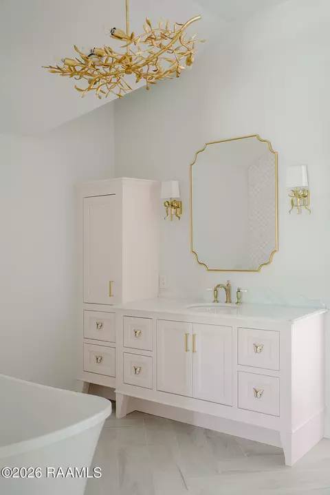 Bath - 616 Elysian Fields Dr, Lafayette, LA 70508 photo 6 of 9