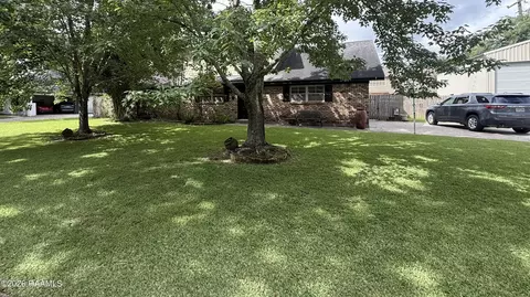 410 N Locksley Dr, Lafayette, LA 70508