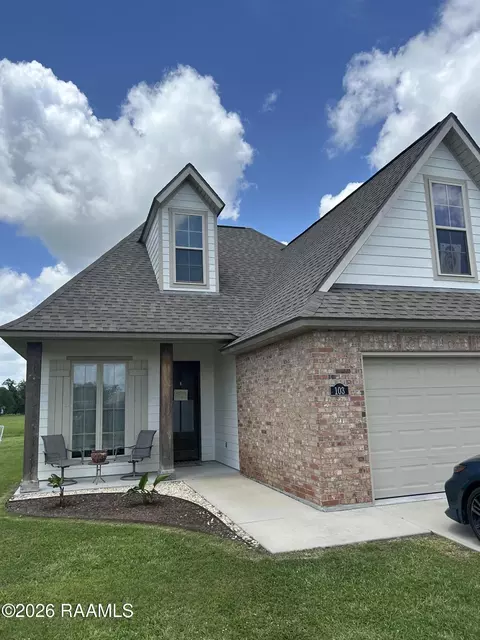 103 Woodhollow Dr, Lafayette, LA 70508