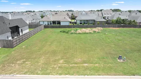 401 Sunset Palm Ct, Youngsville, LA 70592