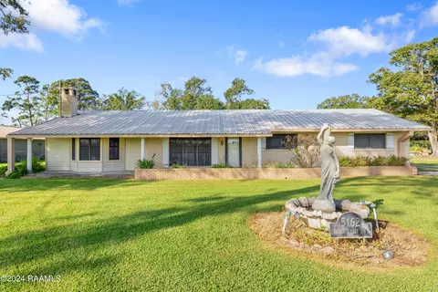 5162 Bridge St, Saint Martinville, LA 70582