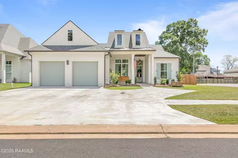 108 Preservation Dr, Youngsville, LA 70592