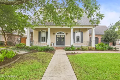 104 Carrollton Cir, Lafayette, LA 70503