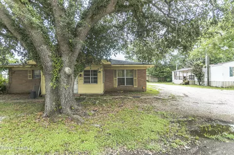 1222 Saint Mary St, Scott, LA 70583