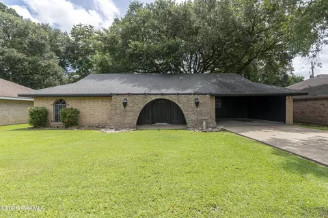 112 Beta Dr, Lafayette, LA 70506