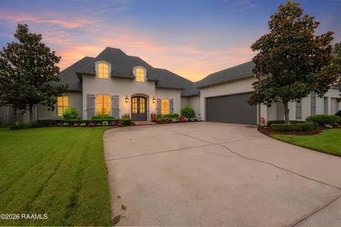 205 Martele Blvd, Lafayette, LA 70508