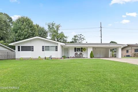 132 Oakridge St, Lafayette, LA 70506