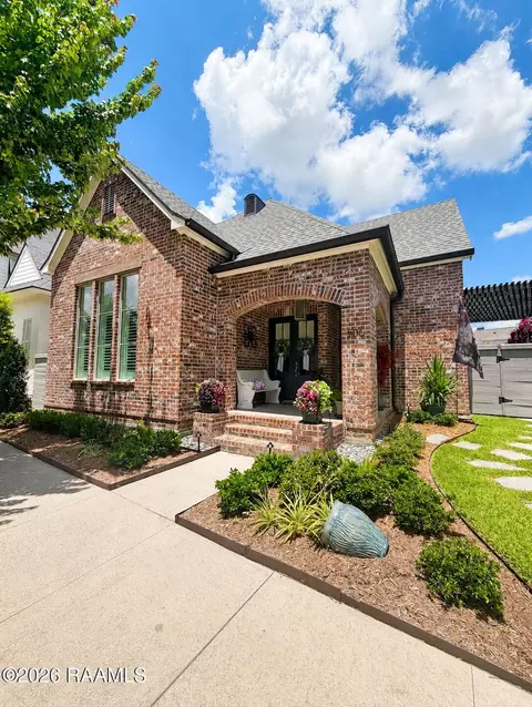 506 Waterview Rd, Youngsville, LA 70592