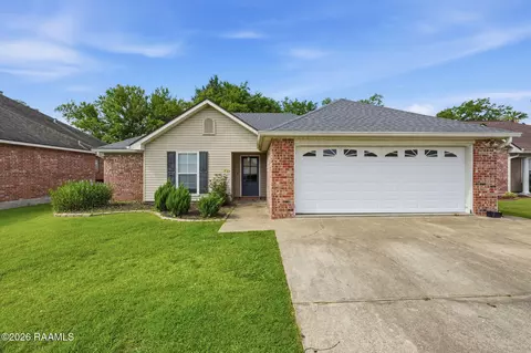 205 Wildflower Dr, Lafayette, LA 70509