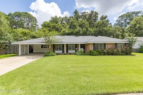 207 Broadmoor Blvd, Lafayette, LA 70503