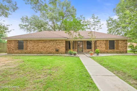 112 Cajun St, Broussard, LA 70518