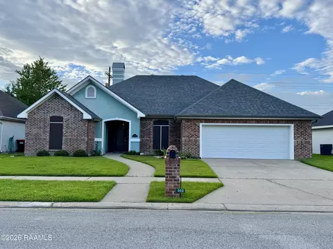 302 Caravan Dr, Lafayette, LA 70506