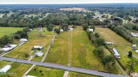 4092 Poydras Hwy, Breaux Bridge, LA 70517
