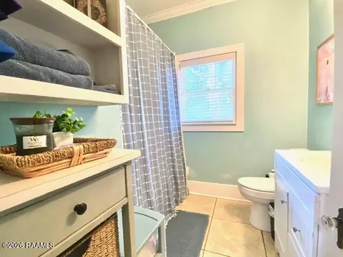 Bath - 210 S 6th St, Eunice, LA 70535 photo 1 of 3