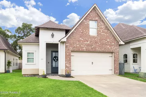 104 Nautilus Ct, Lafayette, LA 70508