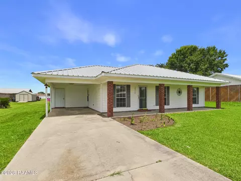 Exterior - 10714 Mike Dr, Kaplan, LA 70548 photo 1 of 4