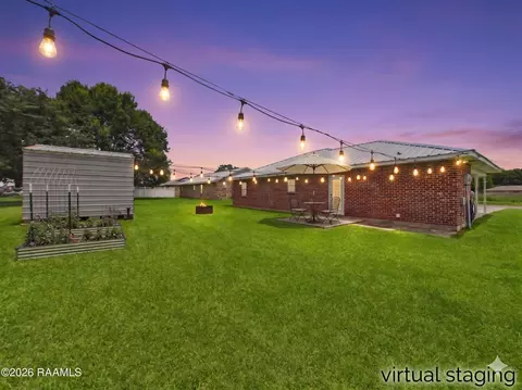 Exterior - 10714 Mike Dr, Kaplan, LA 70548 photo 2 of 4