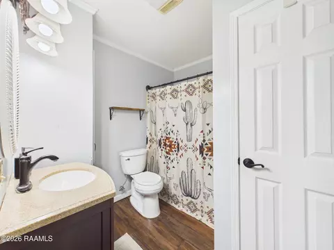 Bath - 10714 Mike Dr, Kaplan, LA 70548 photo 1 of 2