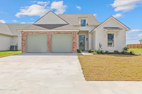 217 Amsterdam Ave, Youngsville, LA 70592