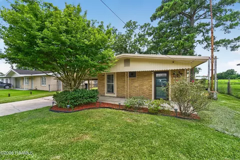 207 Belle Homme Dr, Lafayette, LA 70506