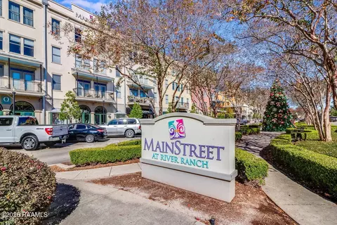 201 Settlers Trace Blvd #4416, Lafayette, LA 70508