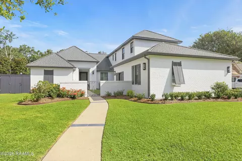 103 Bonner Dr, Lafayette, LA 70508