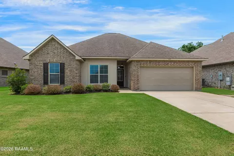 212 Valcour Pl, Youngsville, LA 70592