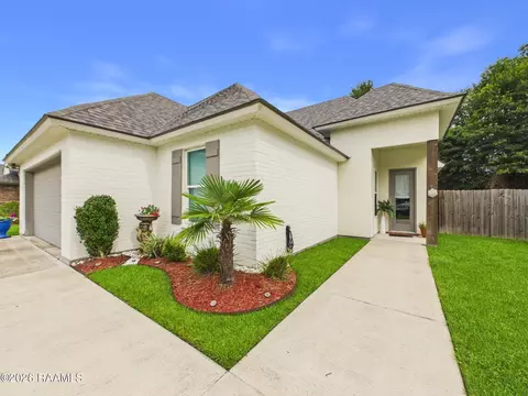 114 Gable Crest Dr, Lafayette, LA 70508
