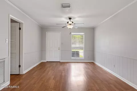 205 Broad Ave, Scott, LA 70583 photo 4