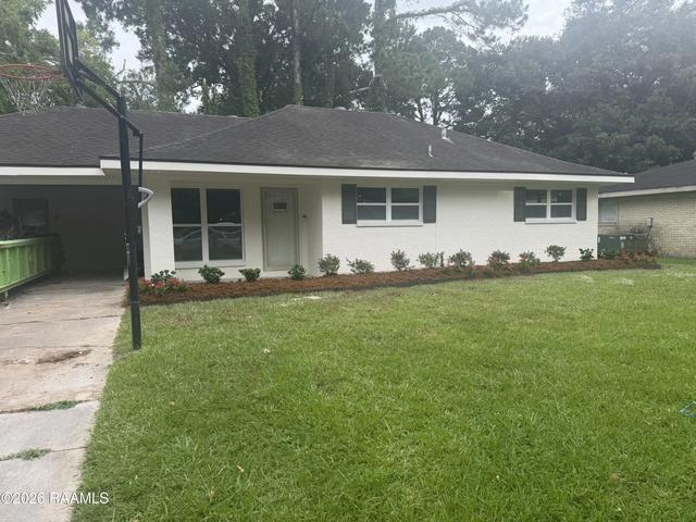 103 Newcastle Dr, Lafayette, LA 70503