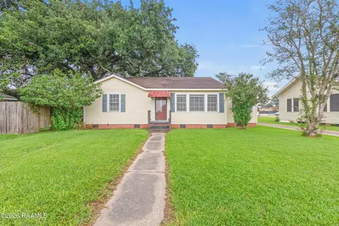 1011 Auburn Ave, Lafayette, LA 70503