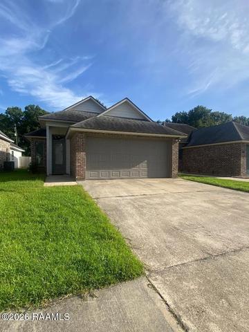 219 Twin Meadow Ln, Lafayette, LA 70508