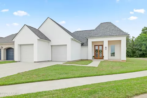 101 Cypress Wood Ln, Youngsville, LA 70592