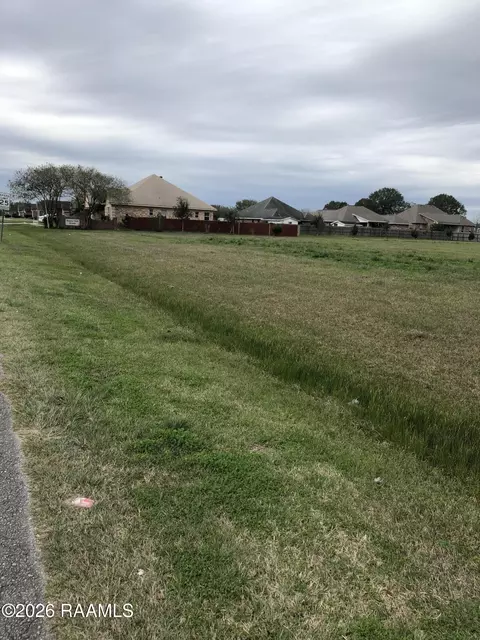300 N Domingue Rd, Lafayette, LA 70506